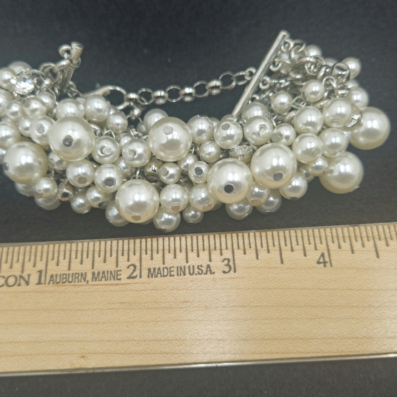 Vintage Aura Faux Cluster Pearl Rhinestone Silver Tone Link Bracelet - Picture 9 of 16